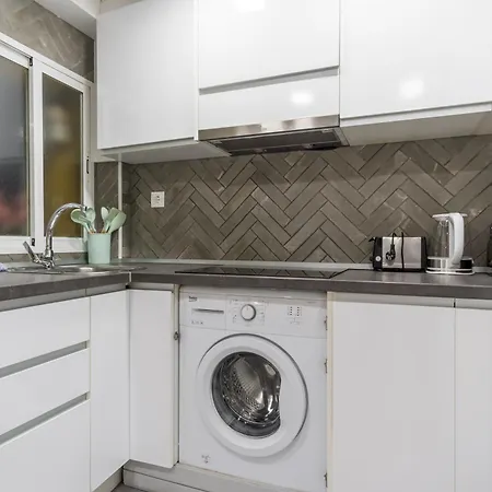 2 Bedrooms 1 Bathroom Furnished - Malasana - Modern In Downtown Area - Mintystay Madrid Esterno foto
