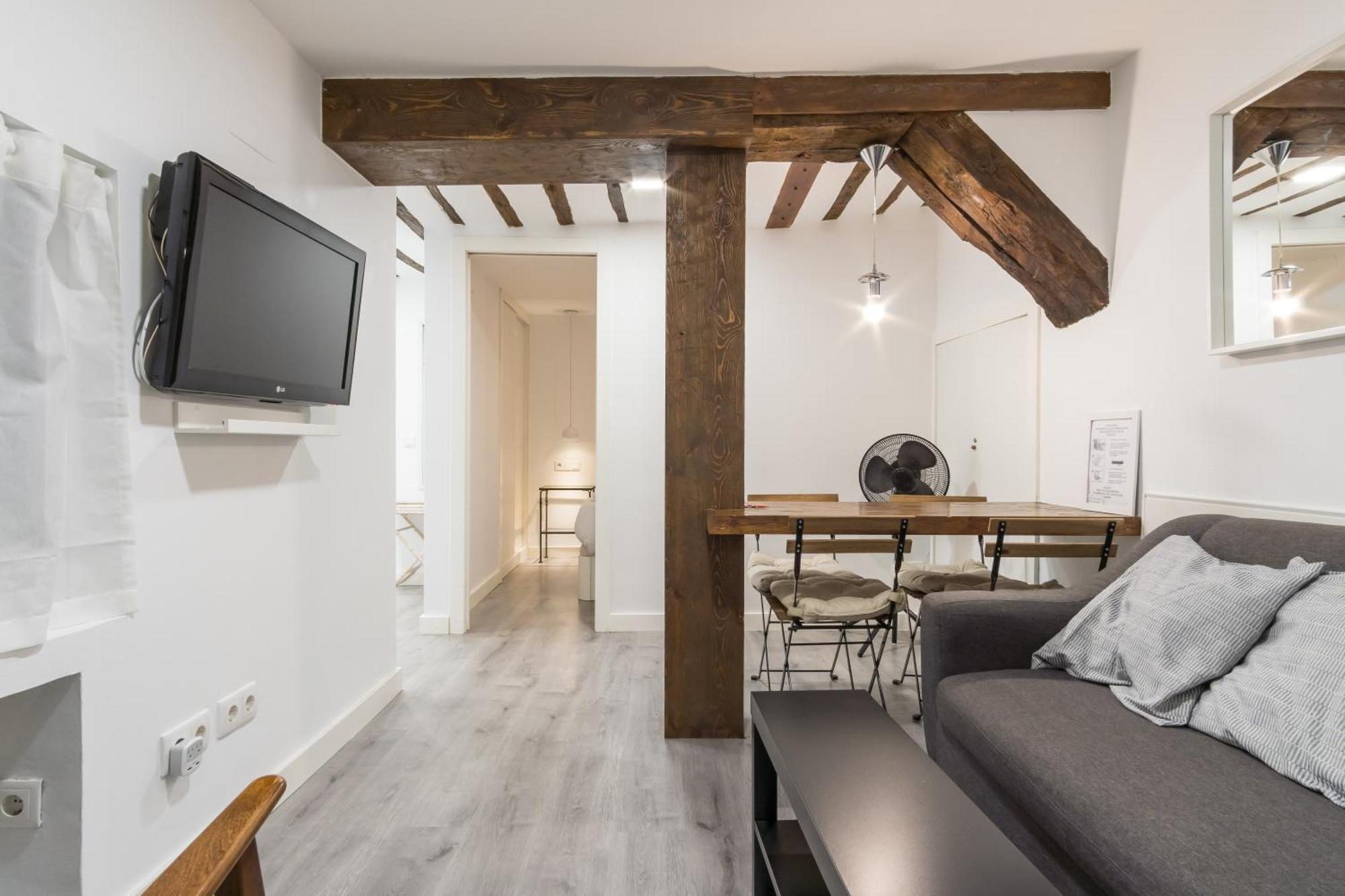 Appartamento 2 Bedrooms 1 Bathroom Furnished - Malasana - Modern In Downtown Area - Mintystay